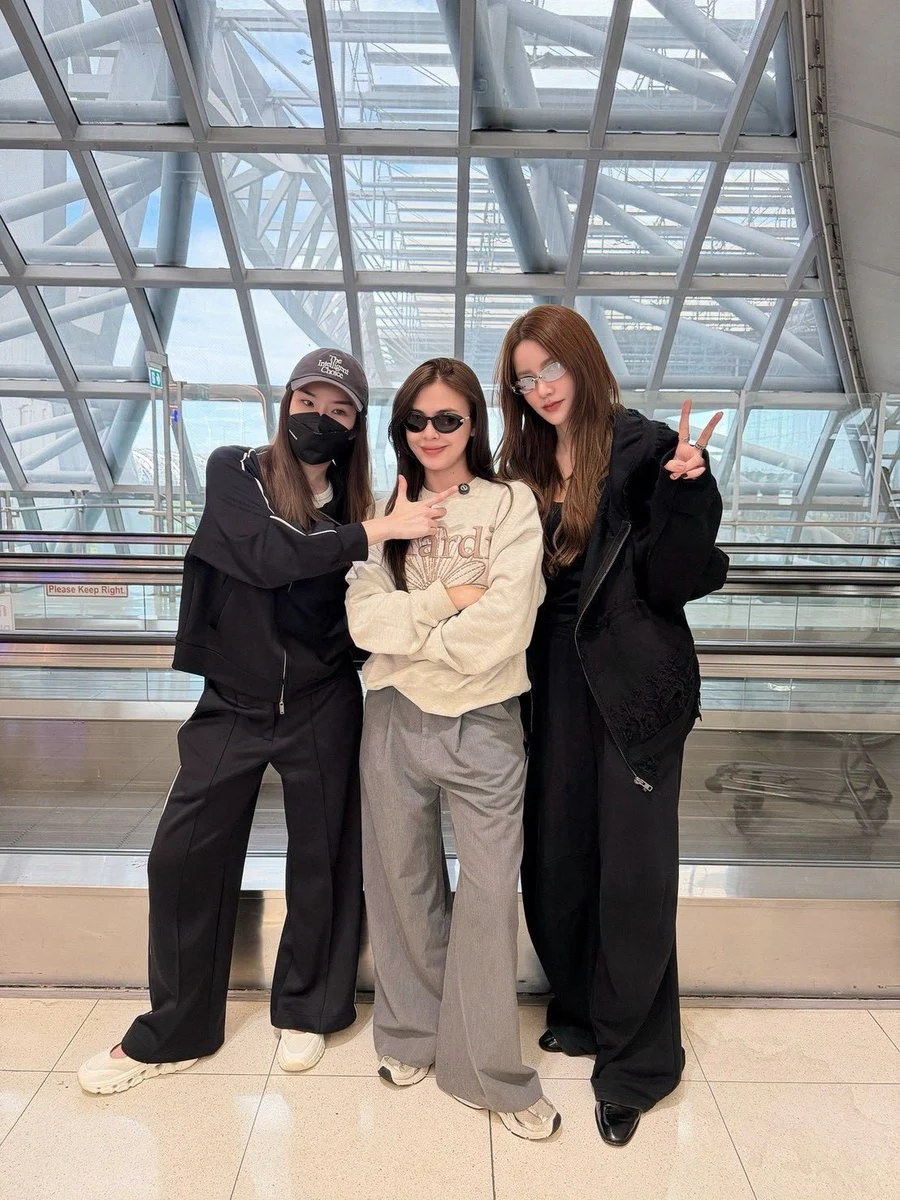 Ice Amena, Marissa Lloyd and Ize Papichaya in Heart Pop Studio’s Mexico departure photographs